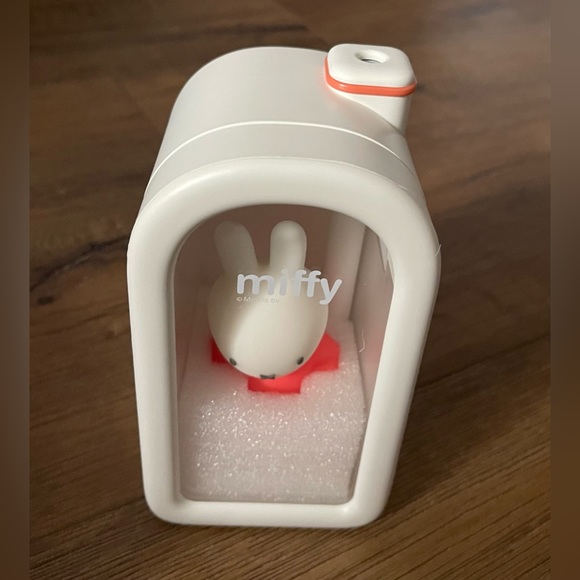 MIFFY-Imported (NWT/Box) Mini White Humidifier - Picture 9 of 16